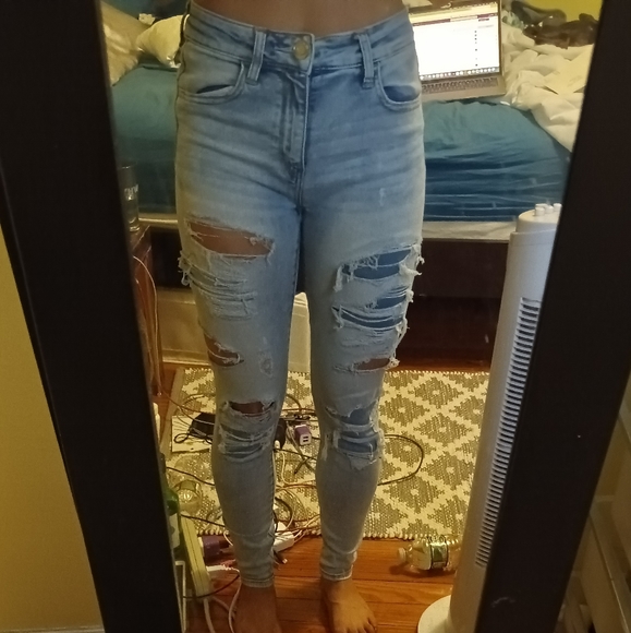 American eagle light blue ripped jeans - Picture 4 of 4